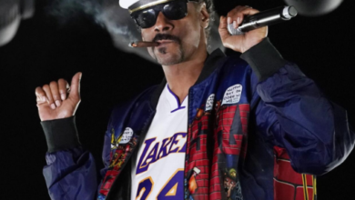 “Snoop Dogg’s Memorable Onstage Birthday Serenade by Will Ferrell and John C. Reilly”
