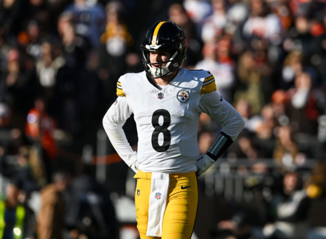 Kenny Pickett Buzz: Steelers Drop No Hints of Parting Ways with Quarterback